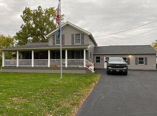 4268 Beach Ridge Rd, North Tonawanda, NY 14120