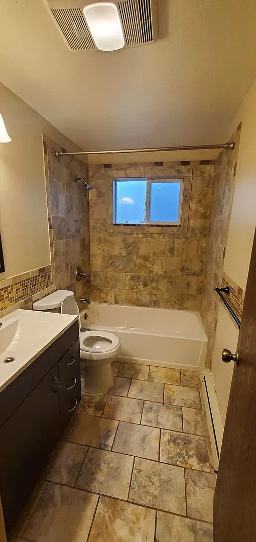 Mickelson-House on corner lot — Photo 3