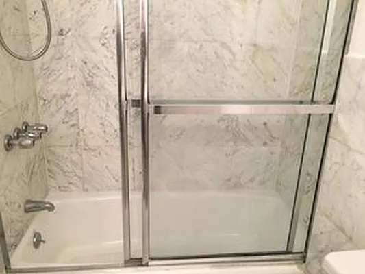 Rented by ALTER REALTY CO INC | media 22