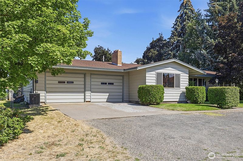2nd image of 401 11th Street
