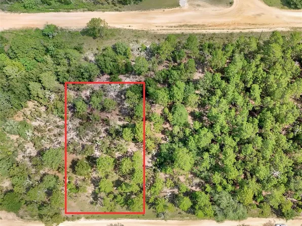 312 Shangri La St #23, Interlachen, FL 32148