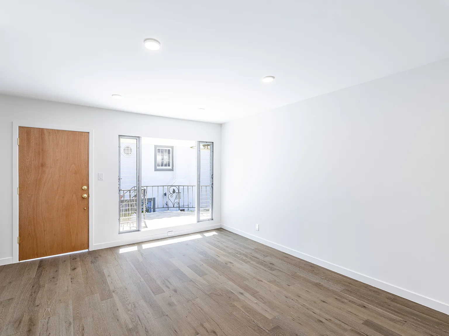 1 bed, 750 sqft, $3,495 — Photo 2