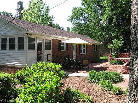 3rd image of 3205 Pine Brook Ln