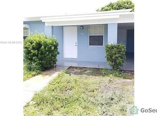 1103 W 30th St, Riviera Beach, FL 33404
