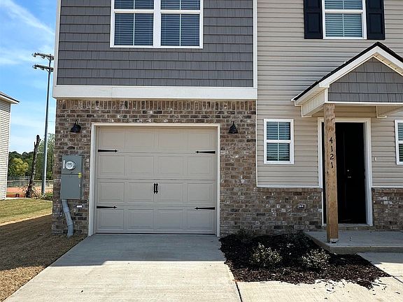 2nd image of 4121 Hudson Ct