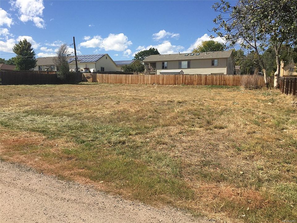 1st image of 7733 S Carr Ct