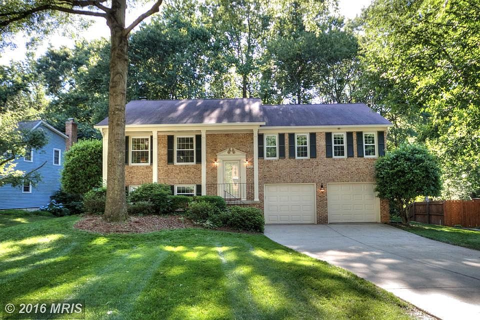 1st image of 10064 Maclura Ct