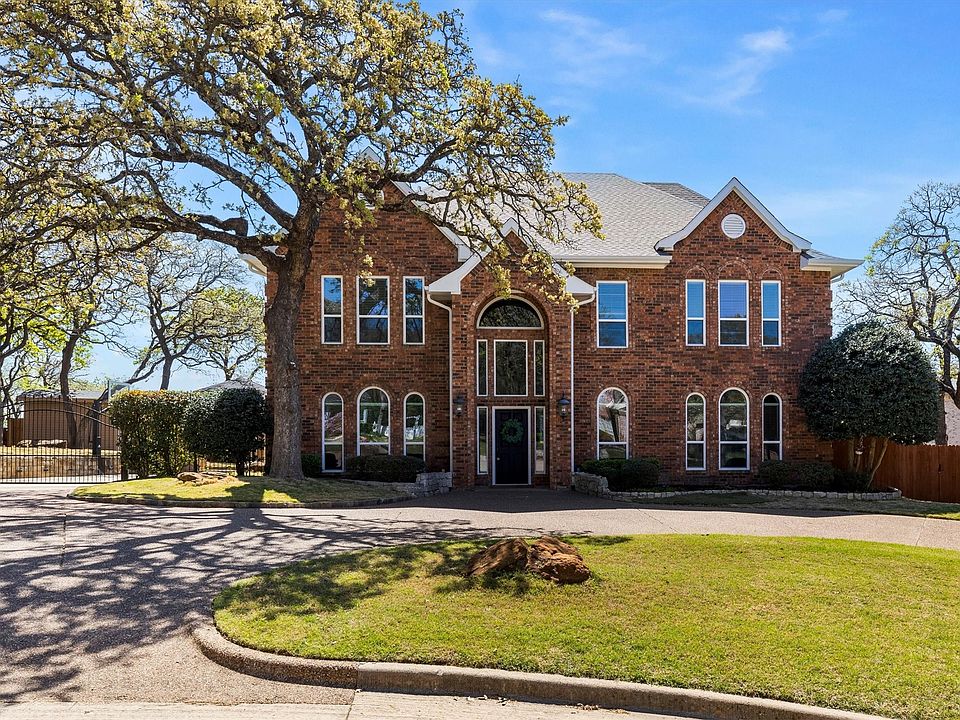 1st image of 1313 Burgundy Ct