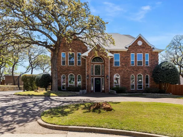 1313 Burgundy Ct, Southlake, TX 76092