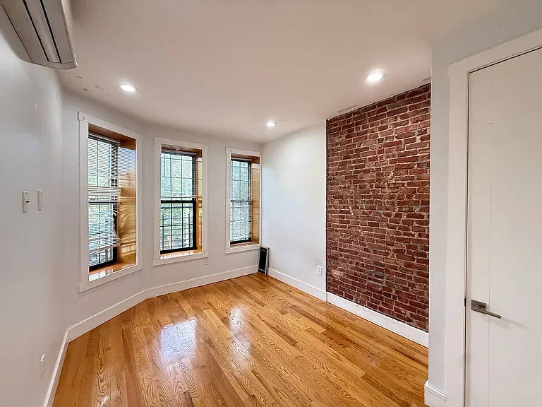 1301 Herkimer St #2 — Photo 9