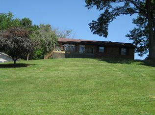 1770 Meadow Creek Rd, Campbellsville, KY 42718