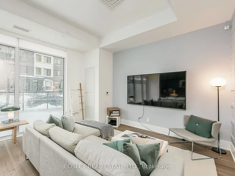 80 Vanauley St #Townhouse 112 — Photo 13
