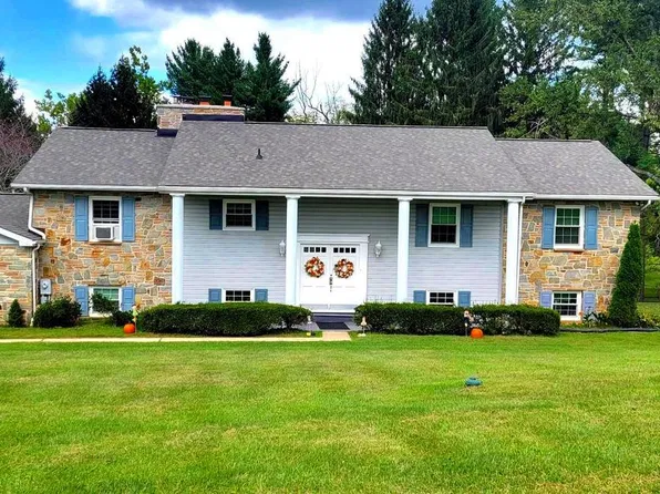 2212 Corbett Rd, Monkton, MD 21111