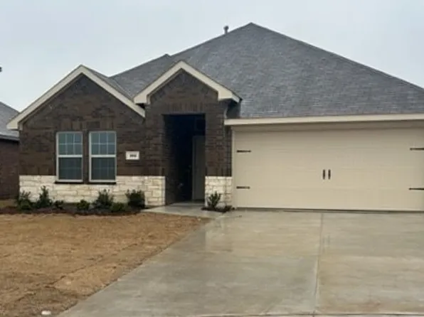 102 Sunberry Dr, Caddo Mills, TX 75135