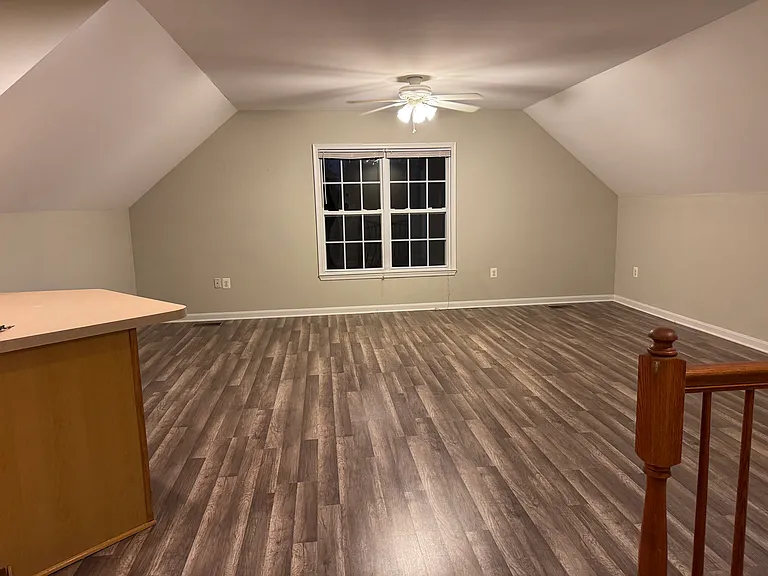 4299 Hawthorne Farms Rd — Photo 4