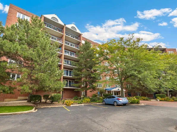6701 N Milwaukee Ave APT 510, Niles, IL 60714