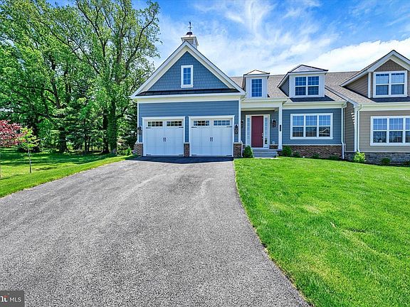 2nd image of 116 Villabrook Way