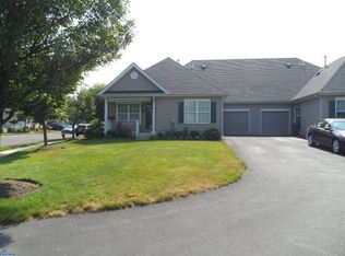 83 Liberty Dr, Bensalem, PA