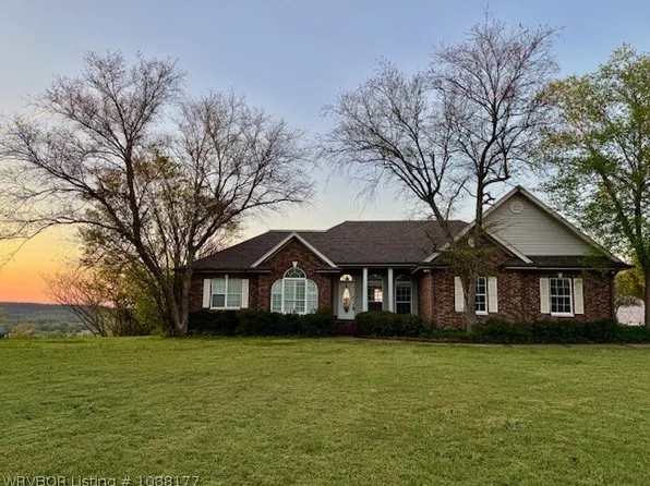 821 Northridge Rd, Booneville, AR 72927