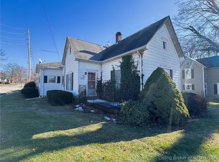 815 N Main St, Salem, IN 47167