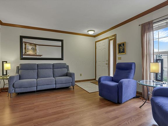4th image of 6647 Eastland Ct