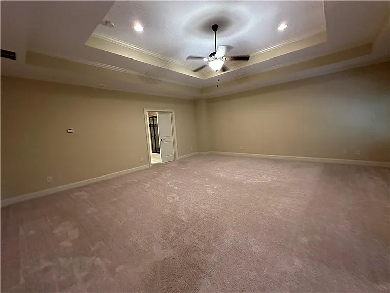 510 Lake Medlock Dr — Photo 32