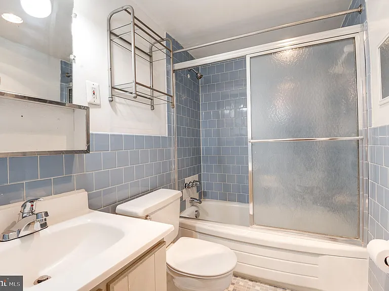 1301 S Arlington Ridge Rd #310 — Photo 24