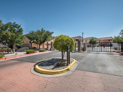 5539 Valle Alegre Pl NW, Albuquerque, NM, 87120