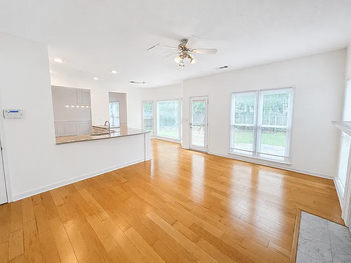 4735 Morton Bridge Ln — Photo 9