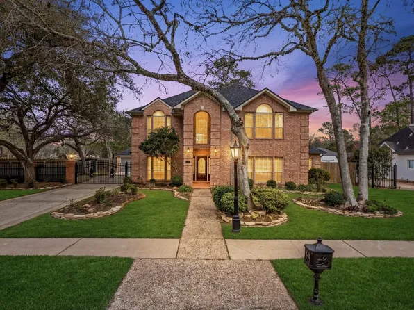 1201 Arbre Ln, Friendswood, TX 77546