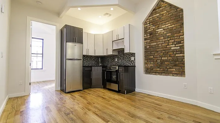 Rented by Nooklyn NYC LLC | media 13