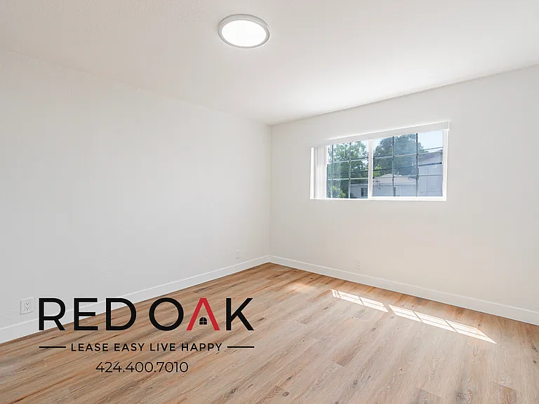 6337 10th Ave #6339B — Photo 3