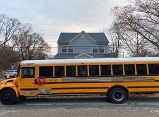 331 Myrtle Ave, West Berlin, NJ 08091