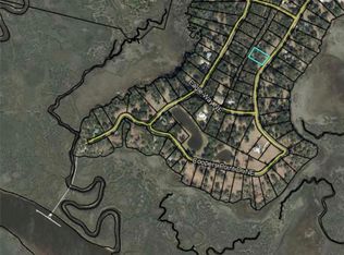 263 Coopers Point Dr NE, Townsend, GA 31331