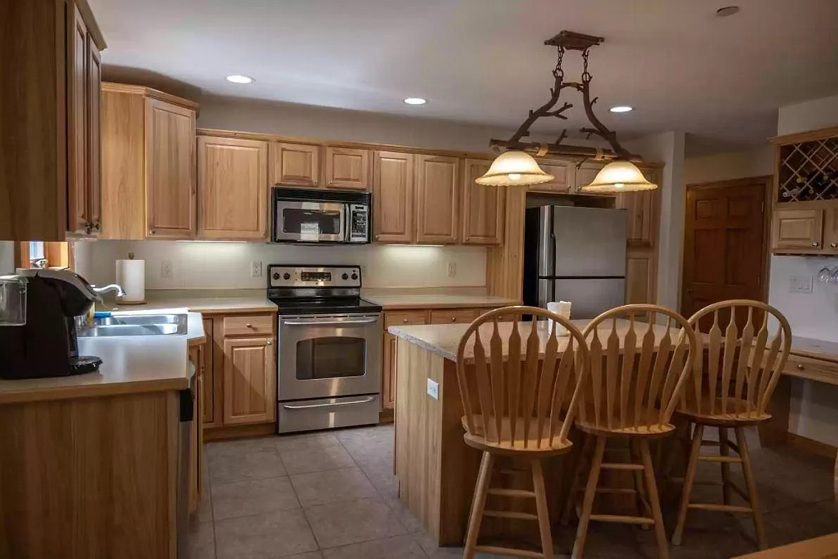 3 bed, 1789 sqft, $1,800 — Photo 2