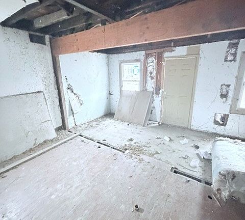 5th image of 4701 Gifford Ave