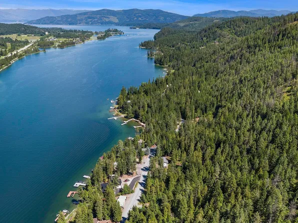 2000 Wooded Acres Dr, Sagle, ID 83860