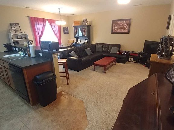 2nd image of 116 Northwynd Cir