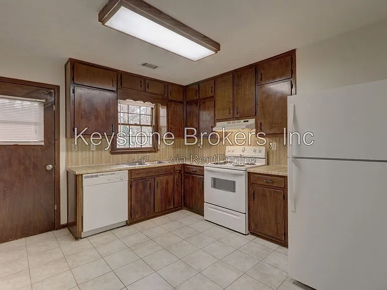 2243 Davis Rd SW #A — Photo 7