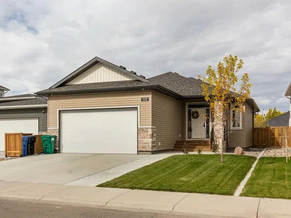 509 SE Riverhills Way W, Lethbridge, AB T1K 8H7