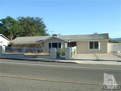 1st image of 960 E Avenue De Las Flores