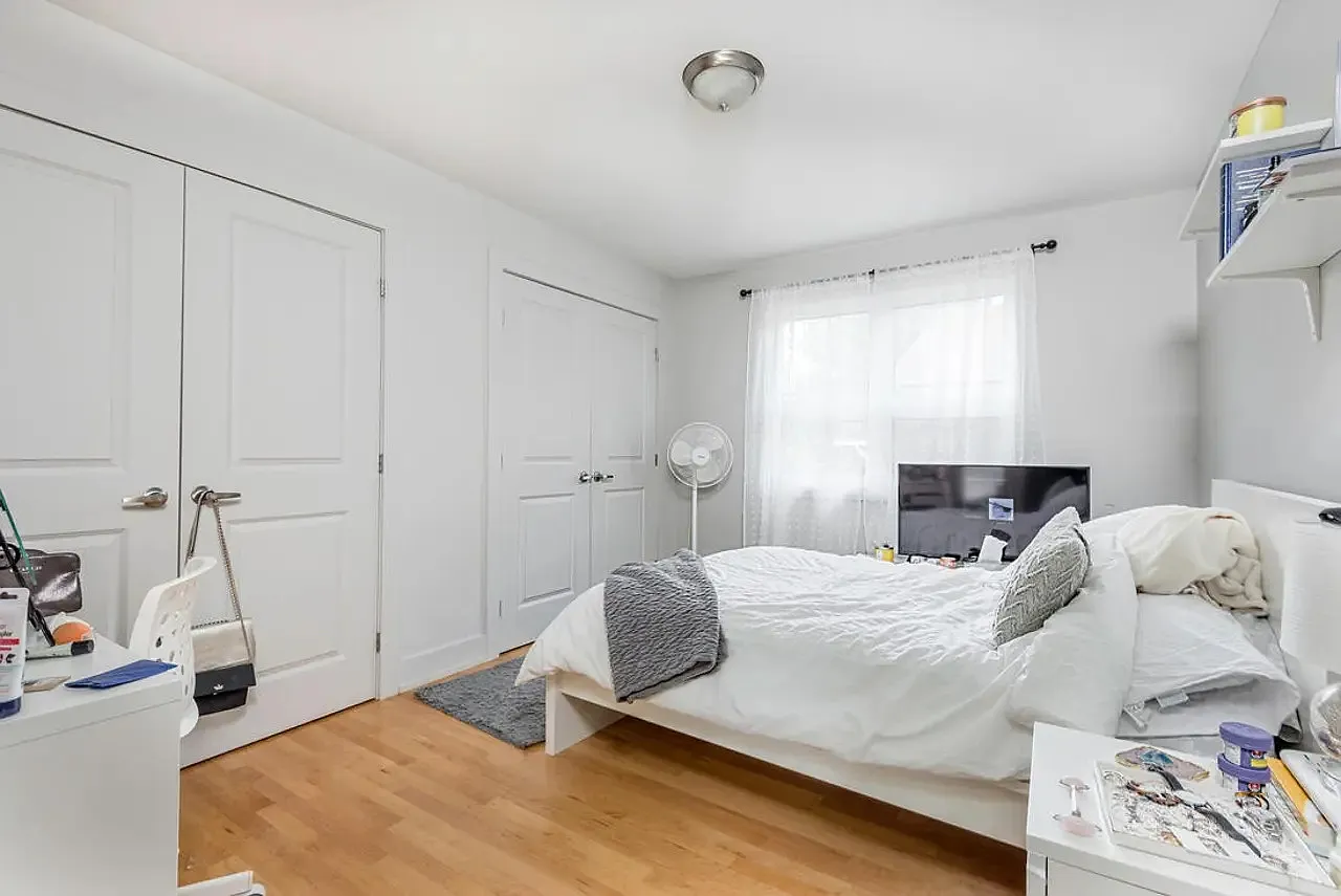322 Donald Street — Photo 4