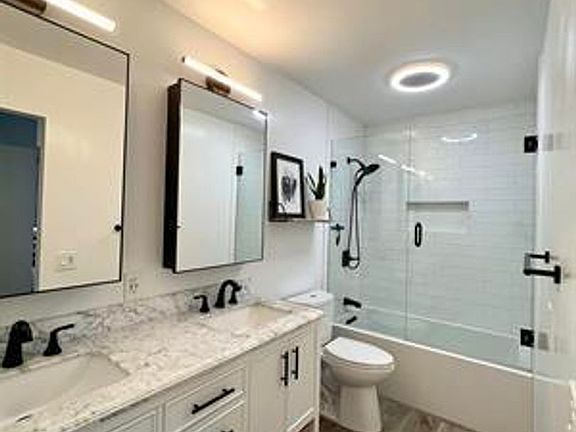 4th image of 1421 Felspar St APT 3