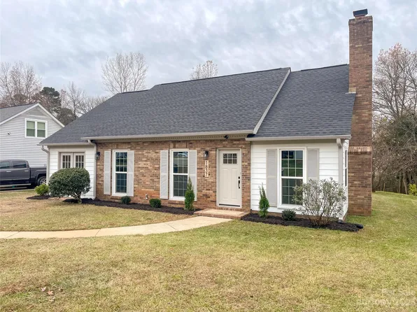 1837 Burgandy Dr, Charlotte, NC 28262