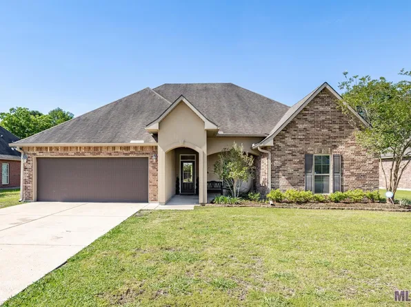 2597 Orleans Quarters Dr, Brusly, LA 70719
