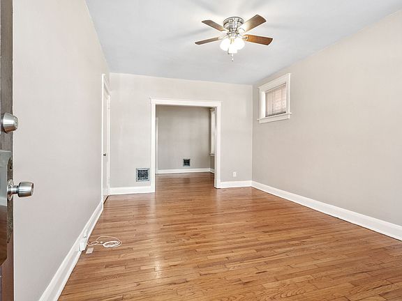 2nd image of 5700-5702 Goener Ave #369