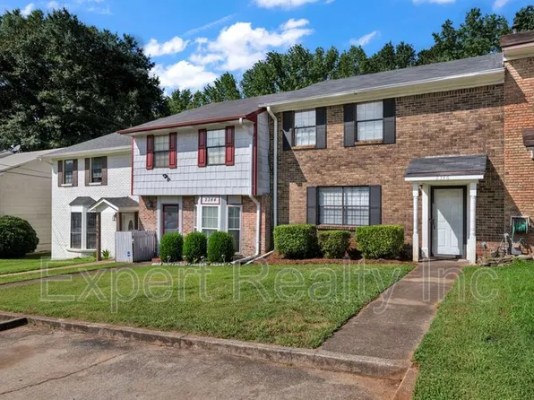 2346 Grayson Valley Cir, Birmingham, AL 35235