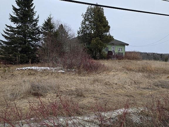 3rd image of 172 W Ridge Road