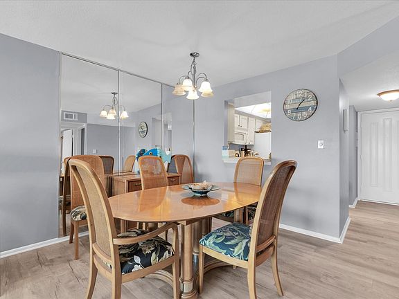5th image of 175 116th Ave APT 302