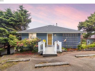 7495 NE Neptune Dr, Lincoln City, OR, 97367